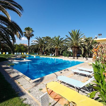 Lycasti Maisonettes Tavronitis エクステリア 写真